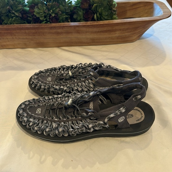 Keen Sandals Gray UNEEK Cord Rope Braided sandal water shoes men’s size 13 EUC - Picture 3 of 7